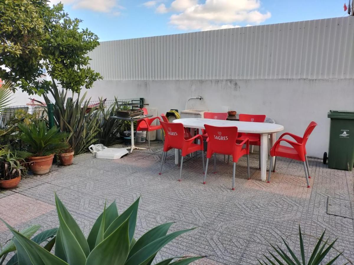 Bem Me Quer 1 Almada Exterior foto
